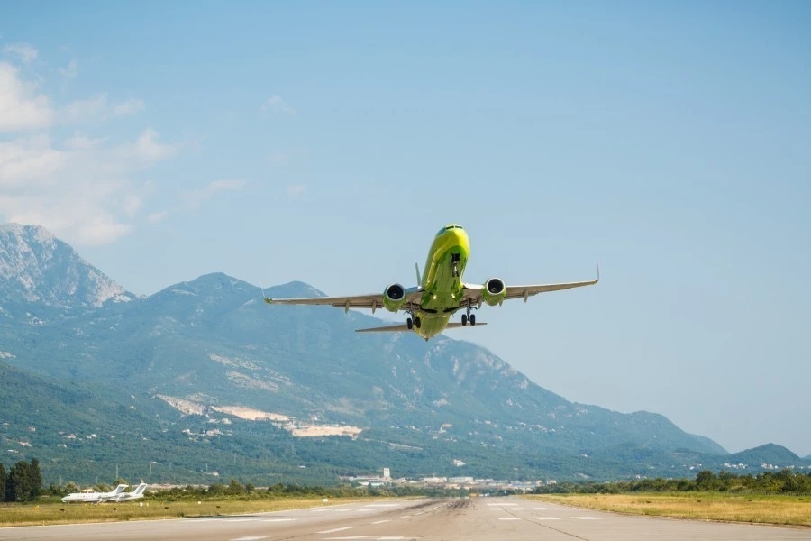 Quels sont les aéroports principaux de la Corse ?