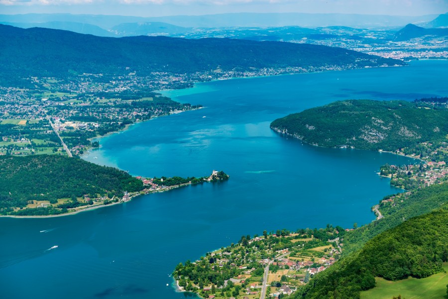 Quels sont les points de vue à admirer depuis la Tournette à Annecy ?